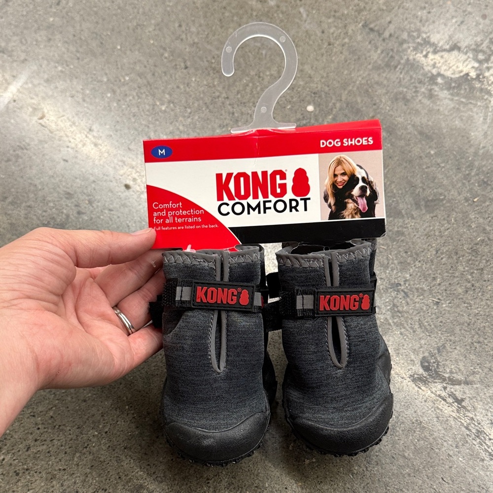 KONG Comfort Dog Shoes in Black and Red‎